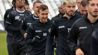 Гошо Петков и още двама аут от групата на Славия