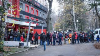 Деца и фенове щурмуваха „Армията“ и Димитър Пенев СНИМКИ