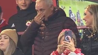 "Aрмията" се пръска, Стоичков плаче ВИДЕО
