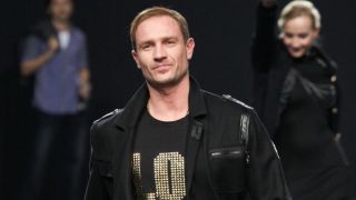 Известен руснак отново го направи, вече с ампутираните си крайници ВИДЕО