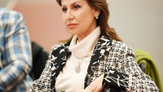 Илиана Раева притеснена преди срещата: Пазете Наско!