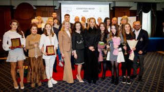 Връчиха „Спортен Икар“ на световния рекордьор Мицин