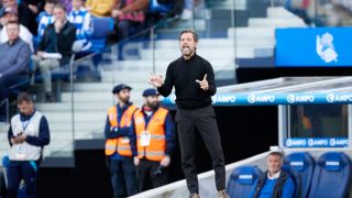Спечелил Лига Европа ще спасява Севиля