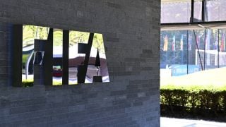 ФИФА удари по наши клубове! Спря им трансферите