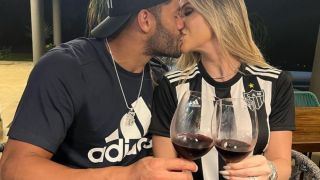 Футболна звезда чака второ дете от племенницата на бившата си