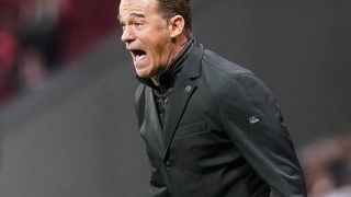 Подивя! Треньор изтрещя тотално ВИДЕО