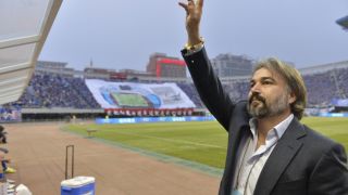Официално: Представиха Ясен Петров в Китай СНИМКА