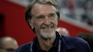 Милиардер с предупреждение след голямата новина в Англия