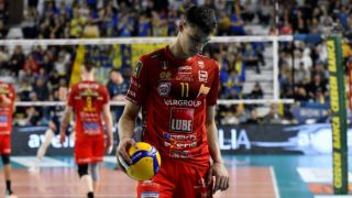 Алекс Николов изригна мощно в Италия