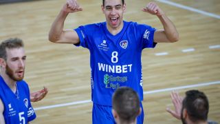 Левски загря с 5:0 за реванша в Италия