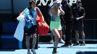 Елина Свитолина напусна Australian Open, обляна в сълзи