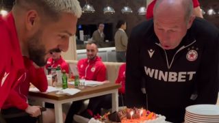 Купон в ЦСКА след загубата от Трактор ВИДЕО