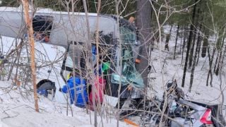 Кошмар! Автобус с деца катастрофира, има четири жертви