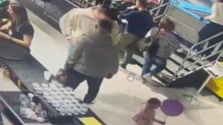 Арестуваха футболист, опитал да убие шампион от НБА СНИМКИ