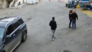Грандиозен скандал в Ботев! Илиян Филипов скочи да бие фен и служител в клуба ВИДЕО