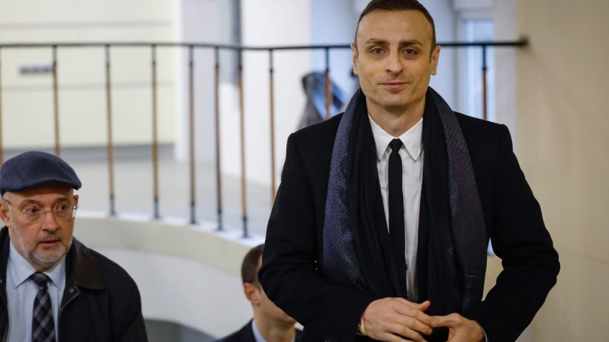 Официално: Аматьорски клуб издигна кандидатурата на Бербатов