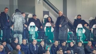 Бойко Борисов седна в ложата в Разград СНИМКИ