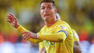 Подиграха се с Кристиано Роналдо след скандалния жест СНИМКИ