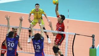 Алекс Николов на полуфинал в Шампионската лига