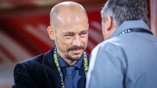 Първо в БЛИЦ: ЦСКА води секретни преговори за треньор