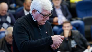 Георги Велинов с рискован ход