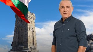 Стоичков поздрави за 3-ти март: От Шипка до Ниагарски водопад всичко е бяло, зелено и червено
