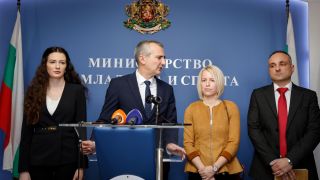 Първи крачки към обединение в родния шахмат