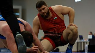 Георги Иванов с пояса от „Дан Колов“ след туш за 48 секунди