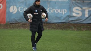 Босът удари мощно рамо на Петев в Румъния