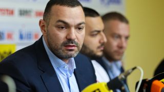 Разтресоха щангите с обвинения за своеволия за над 330 бона