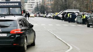 Фоторепортаж в БЛИЦ: Учудващо без фенове на конгреса СНИМКИ