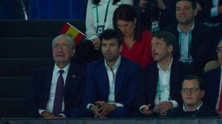 Легенда със сензационни предложения за футбола