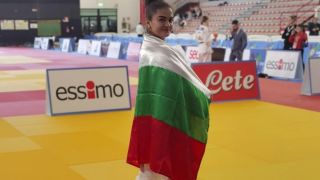Надие Жаафар донесе медал на България