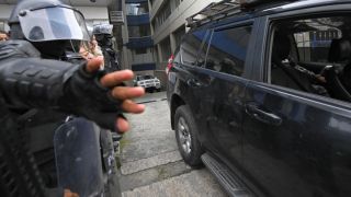 Мощна спецакция с 36 арестувани заради източване на 600 млн. евро