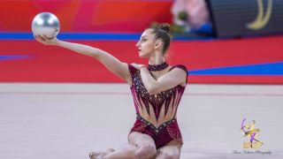 Калейн и Николова поведоха за многобоя на Световната купа в София