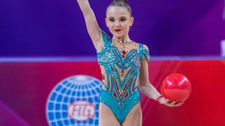 Стилияна Николова помете конкуренцията с рекорд