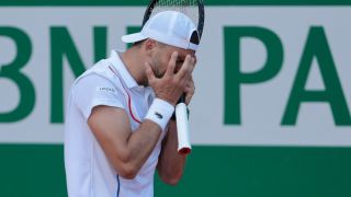 Гришо проговори за нападението, едва не му срязали ръката ВИДЕО
