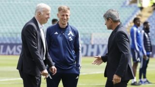Костов лаконичен след среща със Сираков