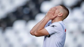 Трудно се играе по Великден: Скандал уби скуката на Славия - Арда ВИДЕО