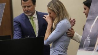 Шокираща развръзка със секс скандала, разтърсил САЩ