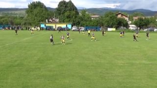 Фамозен гол в Перник, насладете му се ВИДЕО