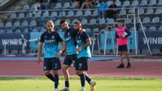 Развъртяха метлата в Дунав, седем играчи аут