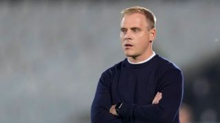 Спряганият за бъдеща дестинация на Хосе Кордоба тим с нов треньор