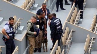 Извънредна ситуация с Новак Джокович, полиция отцепи корта