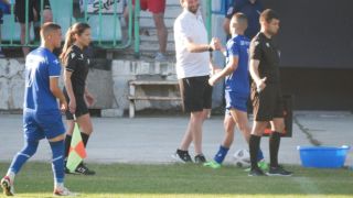 Отбор от Трета лига остана без треньор