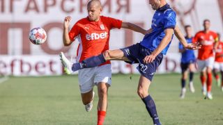 Официално: Синът на наш треньор с нов отбор СНИМКИ