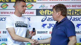 Алекс Колев взе награда, а за Левски каза: Утре... ВИДЕО