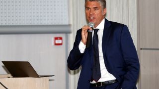 Шеф в УЕФА обяви новост във ВАР за Евро 2024