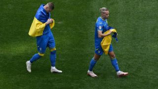 Страшен скандал: Бой при украинците след тежката загуба