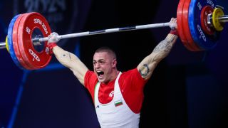 Карлос Насар гази преди Париж 2024, счупи три световни рекорда